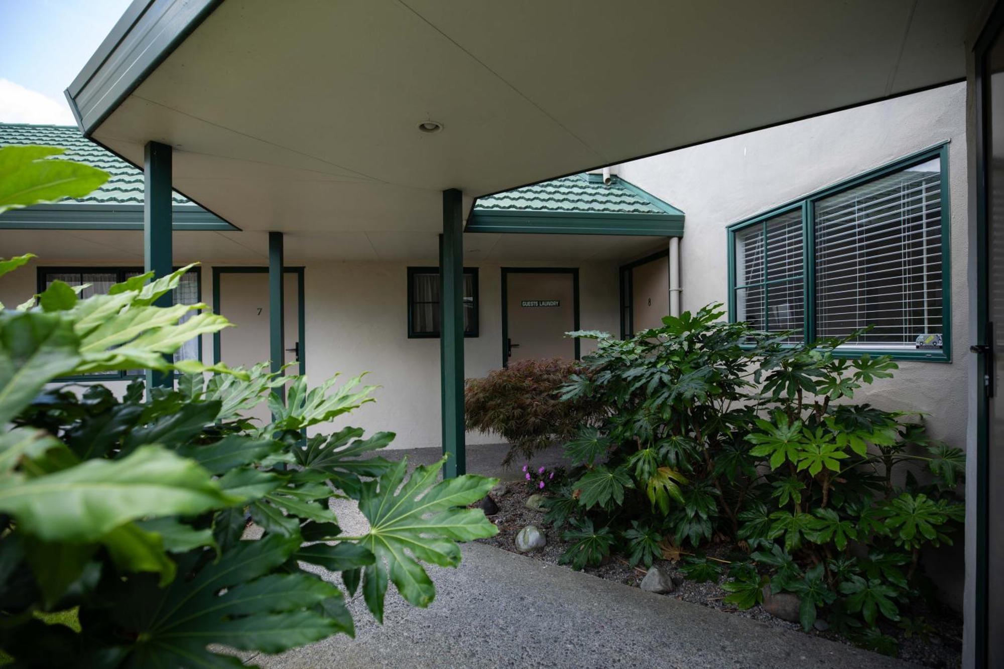 Camelot Motor Lodge And Conference Centre Palmerston North Eksteriør billede