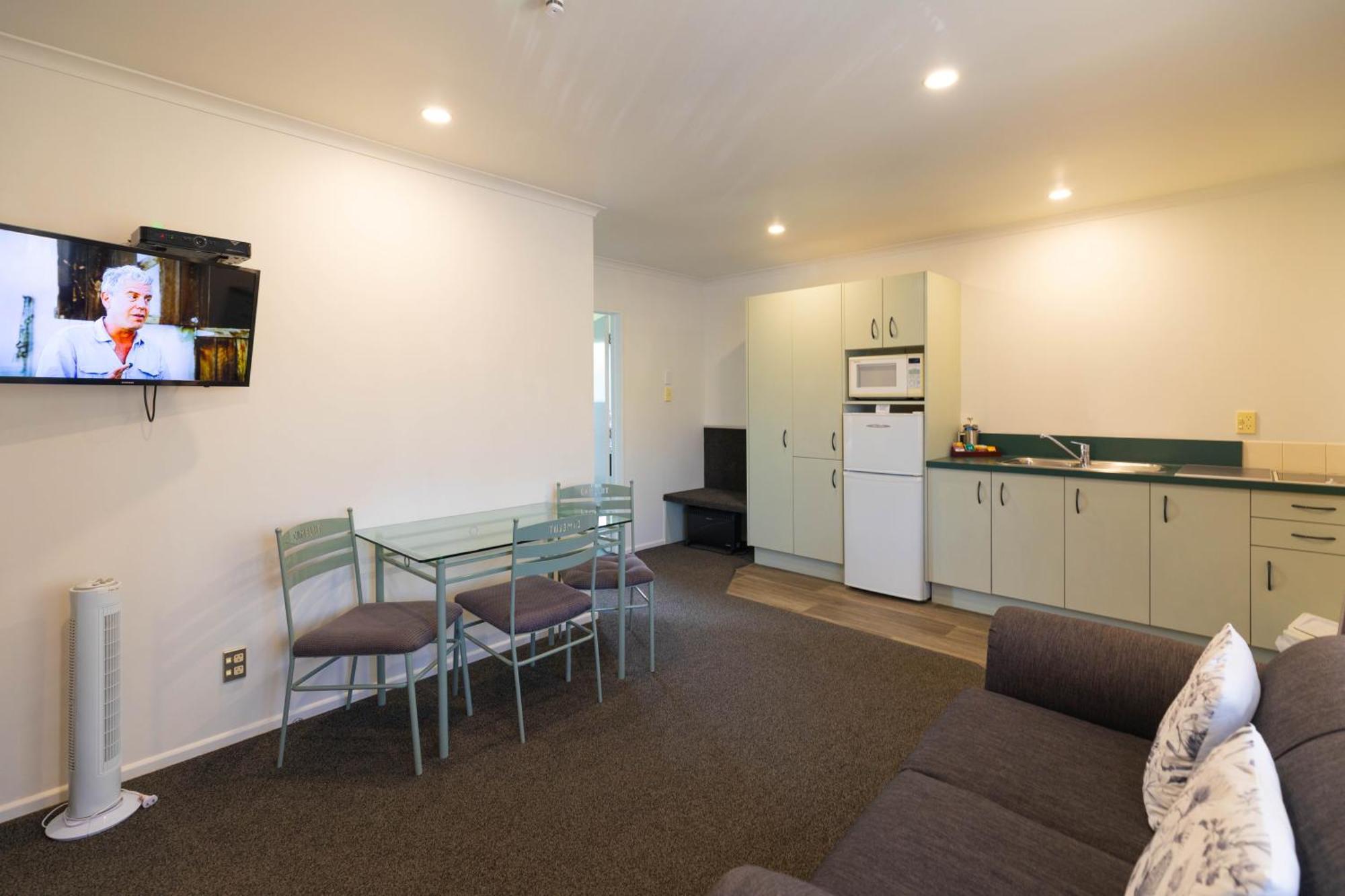 Camelot Motor Lodge And Conference Centre Palmerston North Eksteriør billede